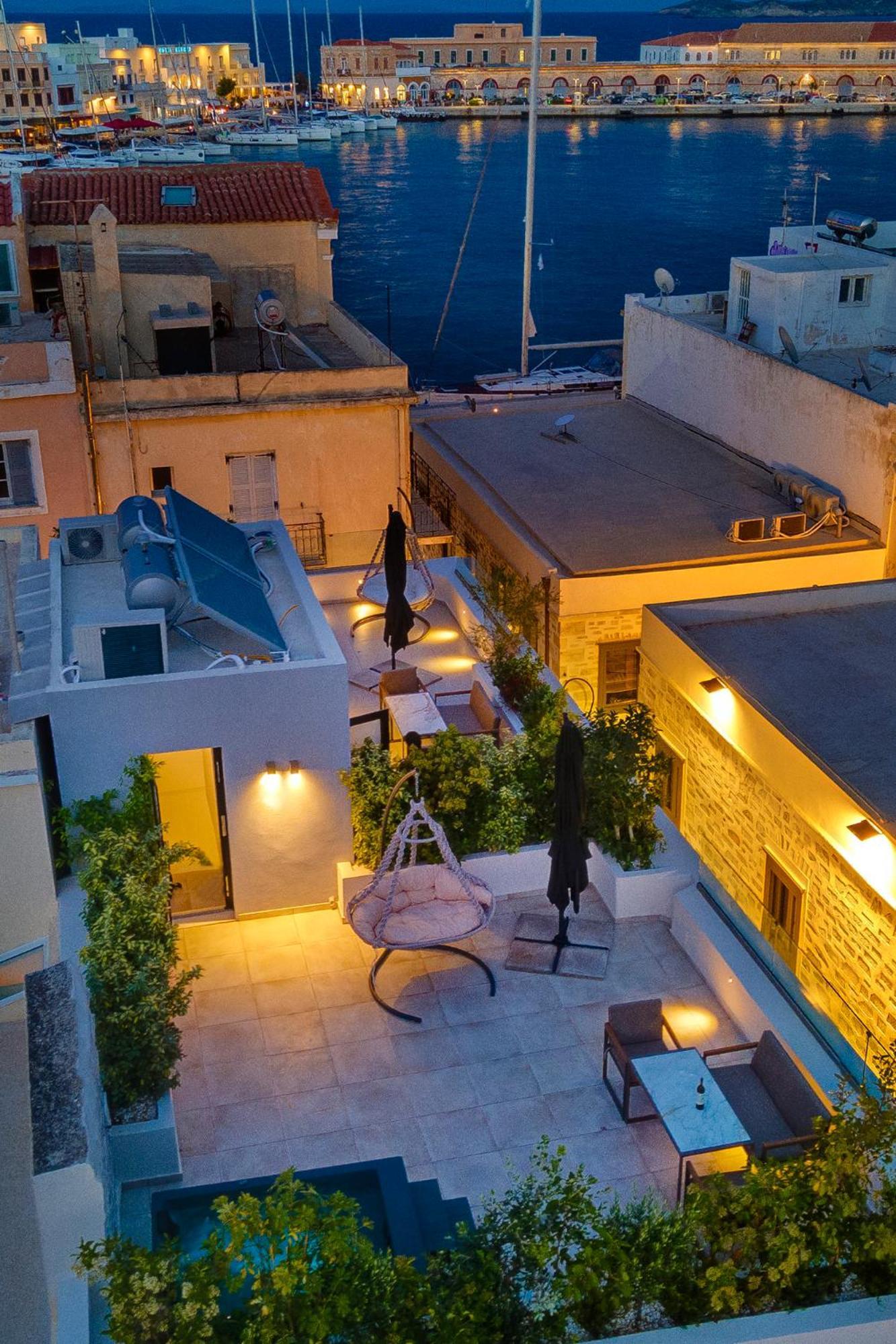 Ninemian Suites Syros Ermoupoli Eksteriør billede
